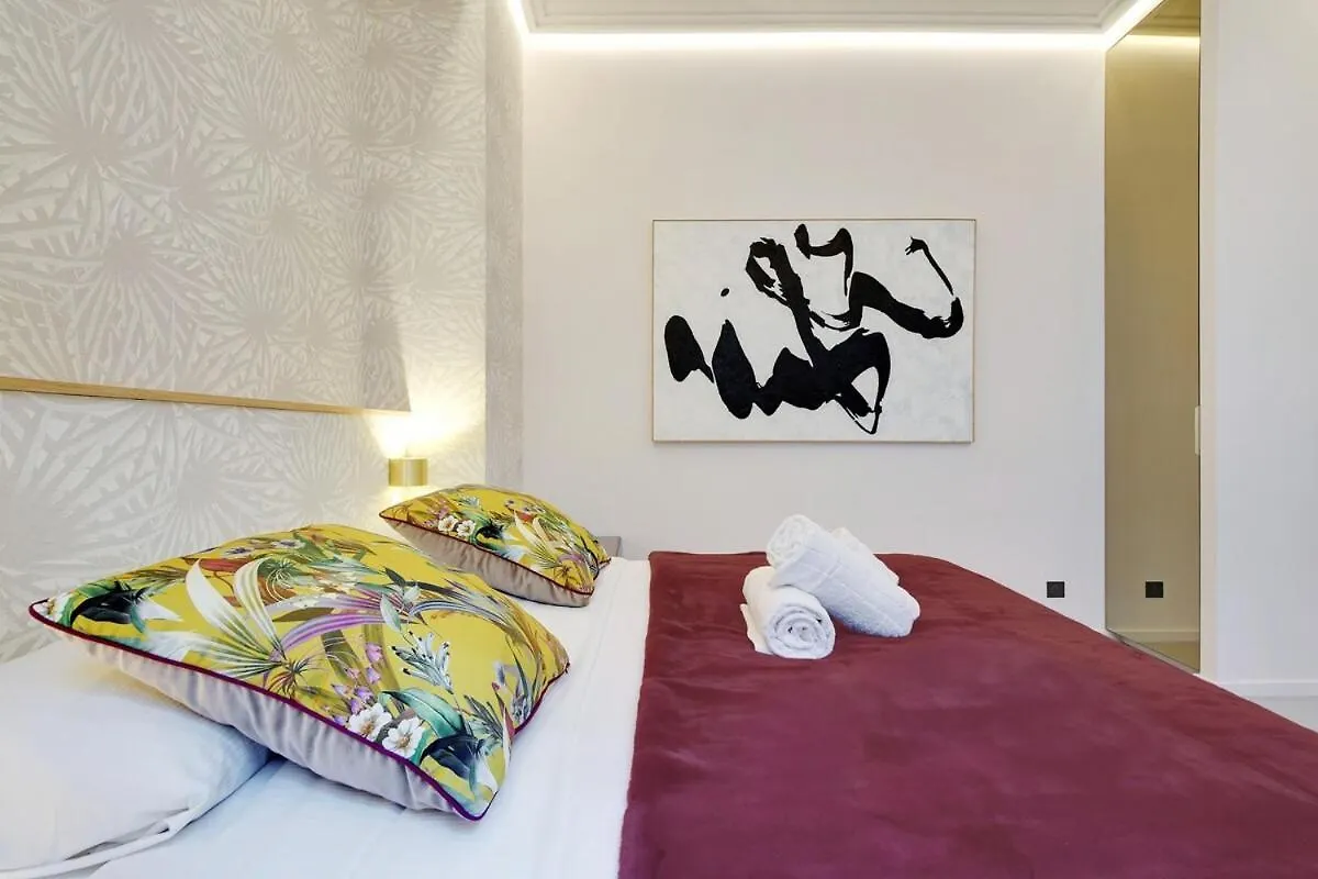 Le Marais Luxury & Trendy Apartment Paris France