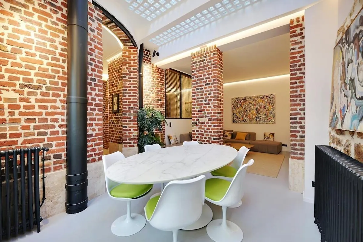 Le Marais Luxury & Trendy Apartment Paris France