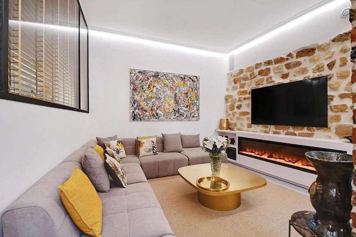 פריז Le Marais Luxury & Trendy Apartment