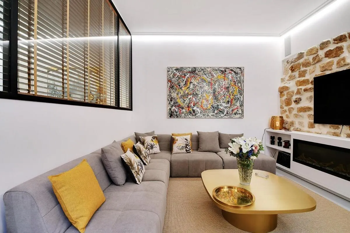 פריז Le Marais Luxury & Trendy Apartment